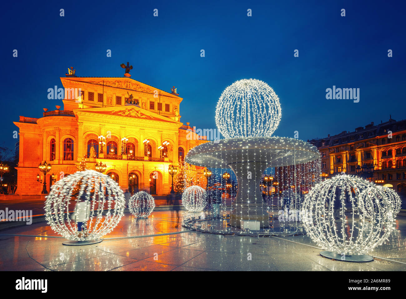 Alte Oper en Frankfurt. Foto de stock