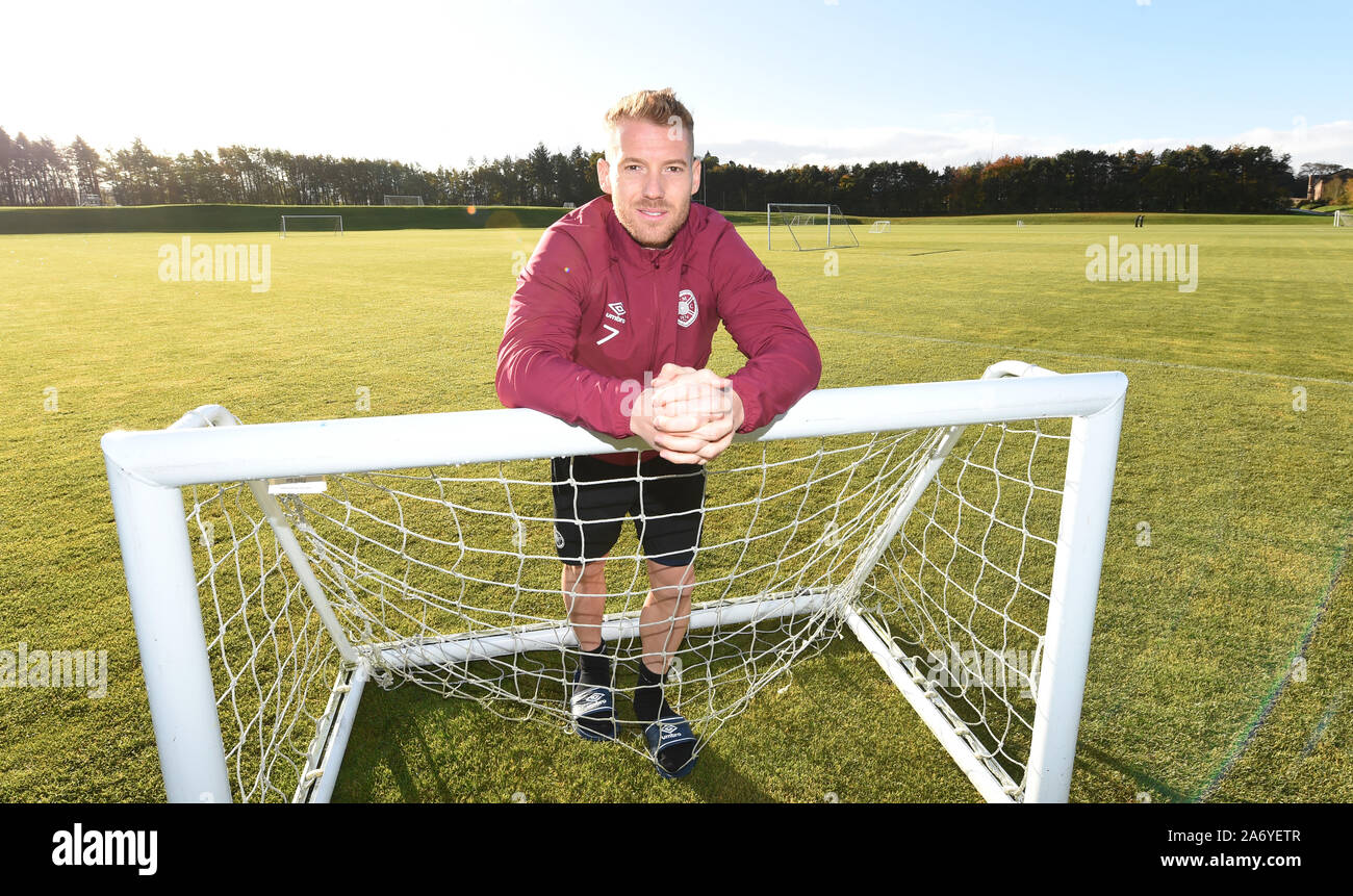 Edimburgo, Reino Unido. 29 Oct, 2019. Deportes Oriam Performance Center, Riccarton, Edimburgo, Escocia.UK.29thOct 2019. Corazones' centrocampista Central Australiano, Oliver Bozanic, conferencia de prensa para el partido de Premiership escocés Ladbrokes lejos a St Johnstone. Crédito: Eric mccowat/Alamy Live News Foto de stock