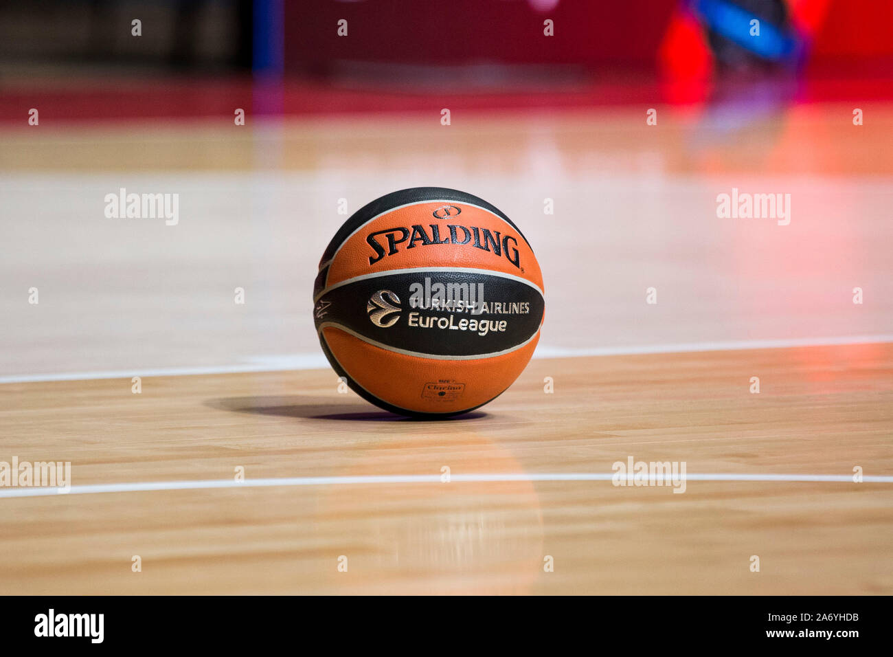 Bola de euroleague fotografías e imágenes de alta resolución - Alamy