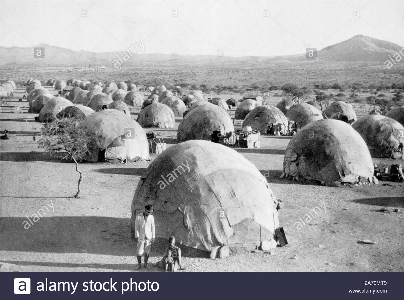 WW1 Kraal nativa en alemán del África Sudoccidental, vintage fotografía de 1914 Foto de stock