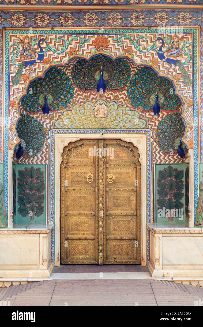 La India, Rajastán, Jaipur, el Palacio de la ciudad, Peacock Gate Foto de stock