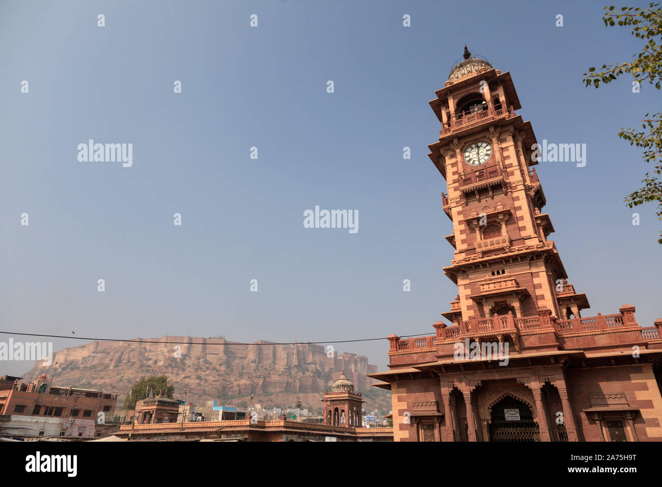 La India, Rajastán, Jodhpur, Old Town, Sardar Bazaar, Clocktower viejo Foto de stock