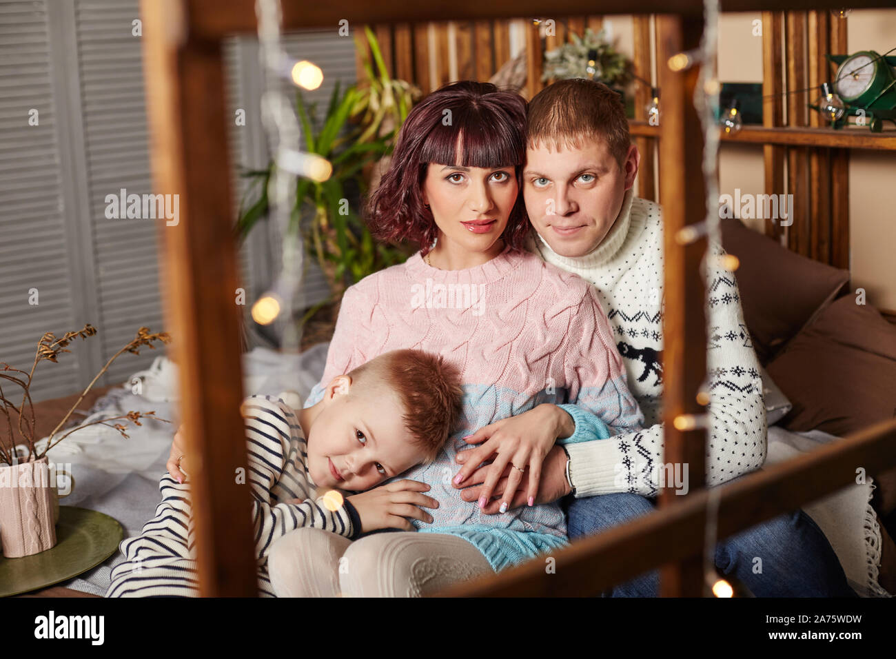 Pregnant Woman Holding Baby Son Fotos E Imagenes De Stock Alamy