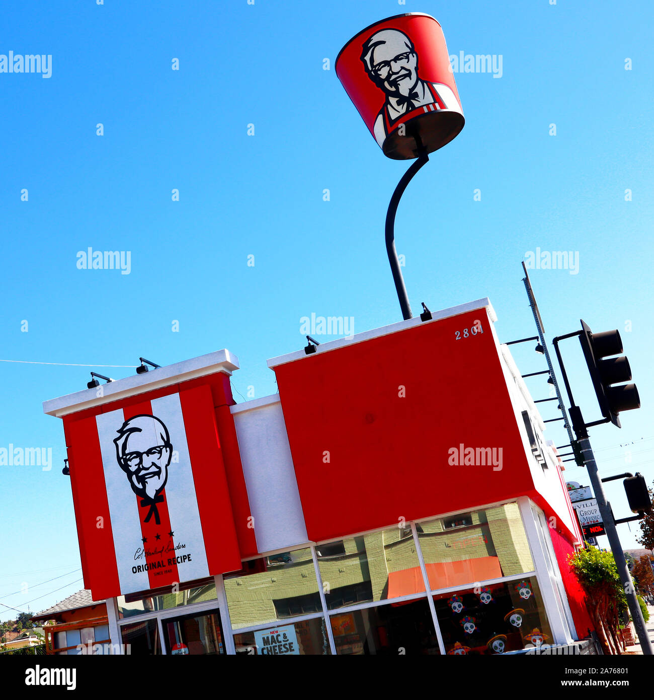 KFC Kentucky Chicken, la cadena de restaurantes de rápida americana especializada en pollo frito stock - Alamy