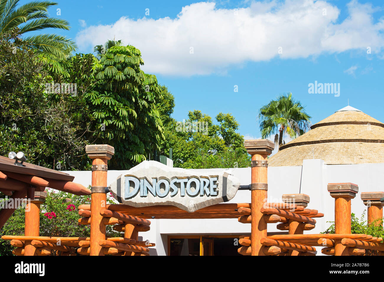 A Dinostore Jurassic Park, Islas de la aventura, Universal Studios, en Orlando, Florida, EE.UU. Foto de stock