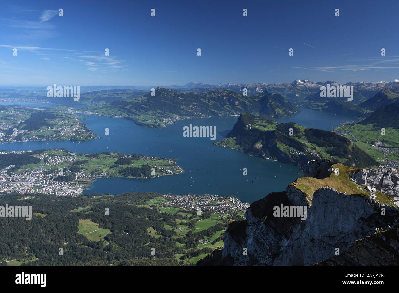 Lago de Lucerna desde el monte Pilatus;Suiza Foto de stock