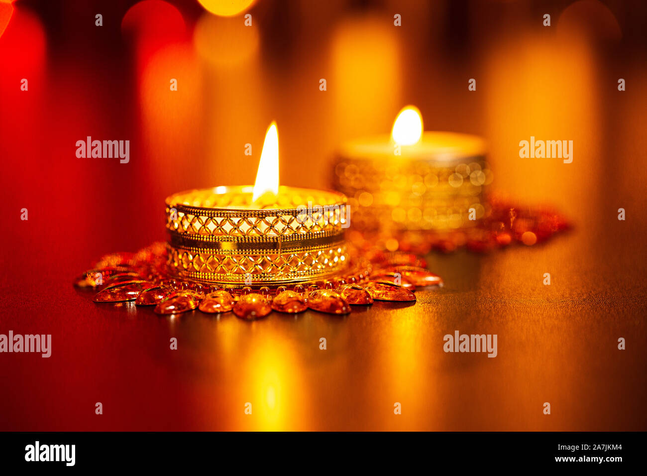 Iluminación luces de velas encendidas en el Festival de Diwali fiesta en la India nadie Foto de stock