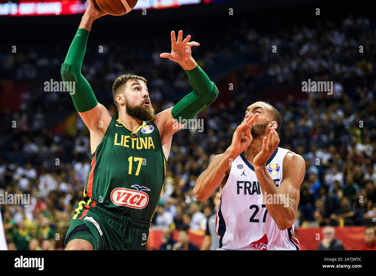 Jugador de baloncesto lituano fotografías e imágenes de alta resolución -  Alamy