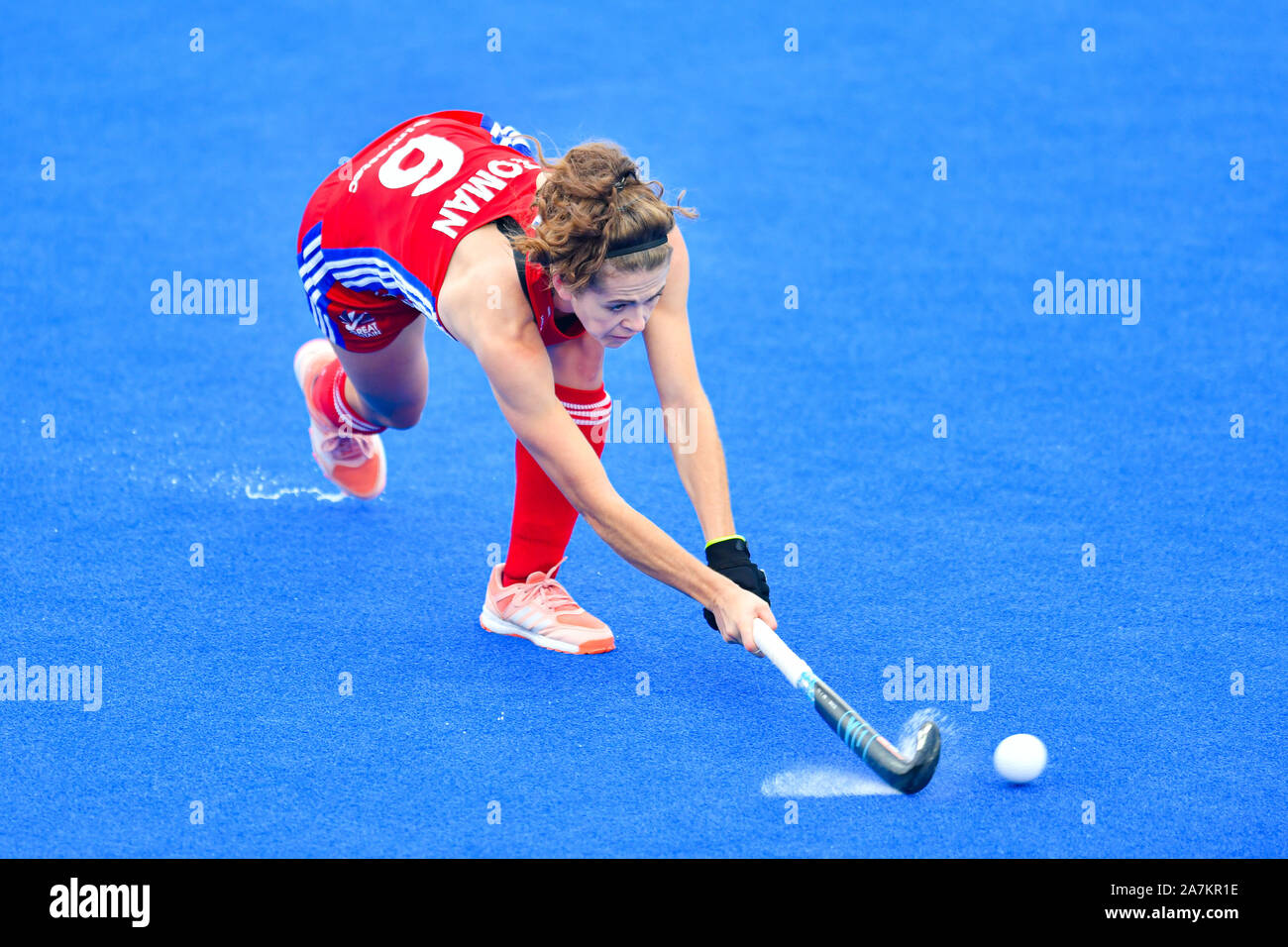 Londres, Reino Unido. 03Th Nov, 2019. Anna toman de Gran Bretaña en acción durante la FIH Calificadores Olímpicos coinciden: Gran Bretaña vs Chile (mujeres) en Lea Valley y el Centro de Tenis de hockey el Domingo, Noviembre 03, 2019 en Londres, Inglaterra. Crédito: Taka G Wu/Alamy Live News Foto de stock