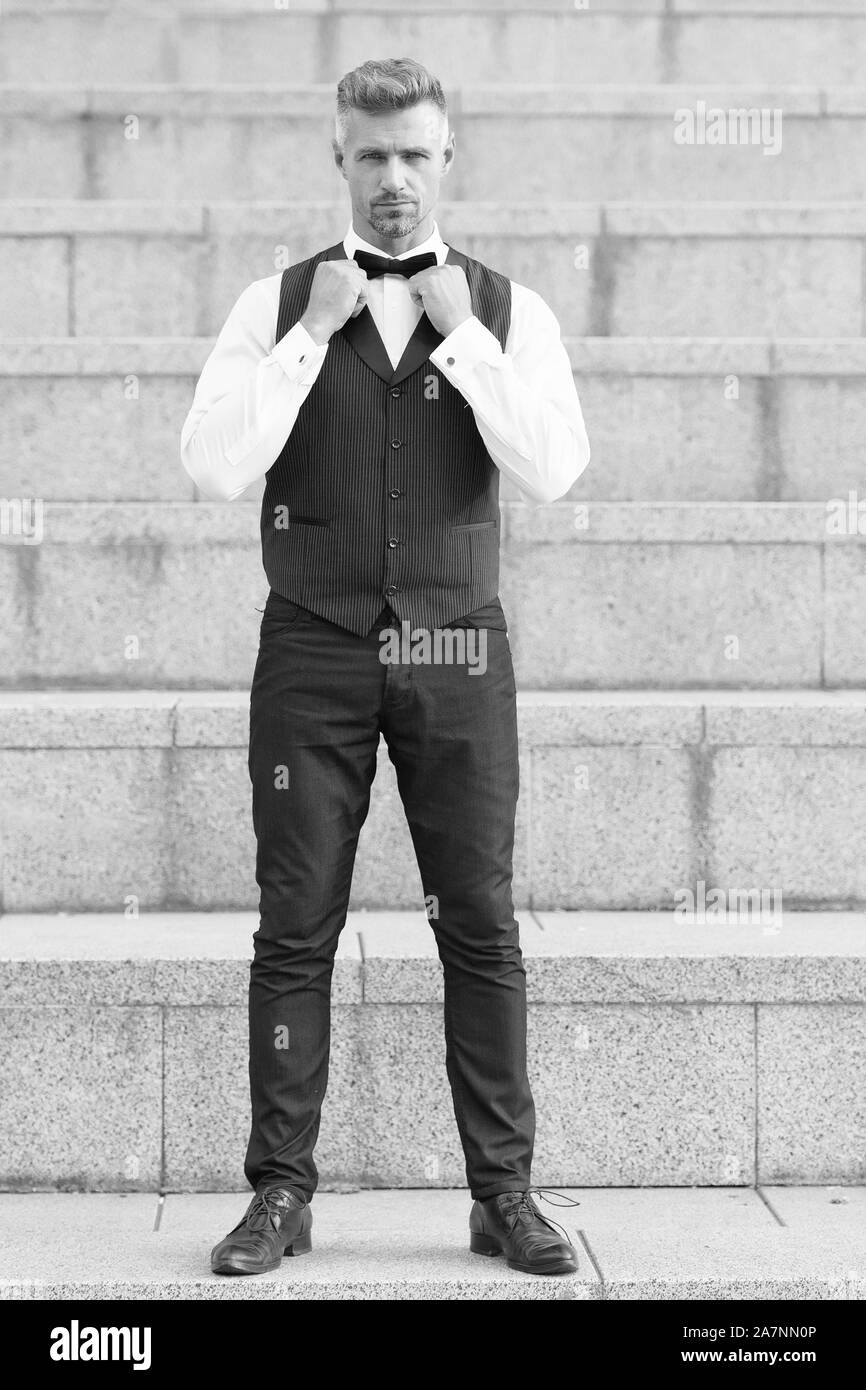 Ropa De Hombre Elegante Imágenes de stock en blanco y negro - Alamy
