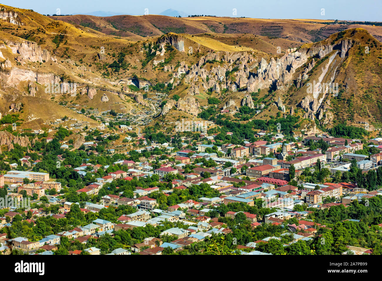 Zangezur montañas en Goris Skyline emblemático de Syunik provincia Armenia oriental Foto de stock