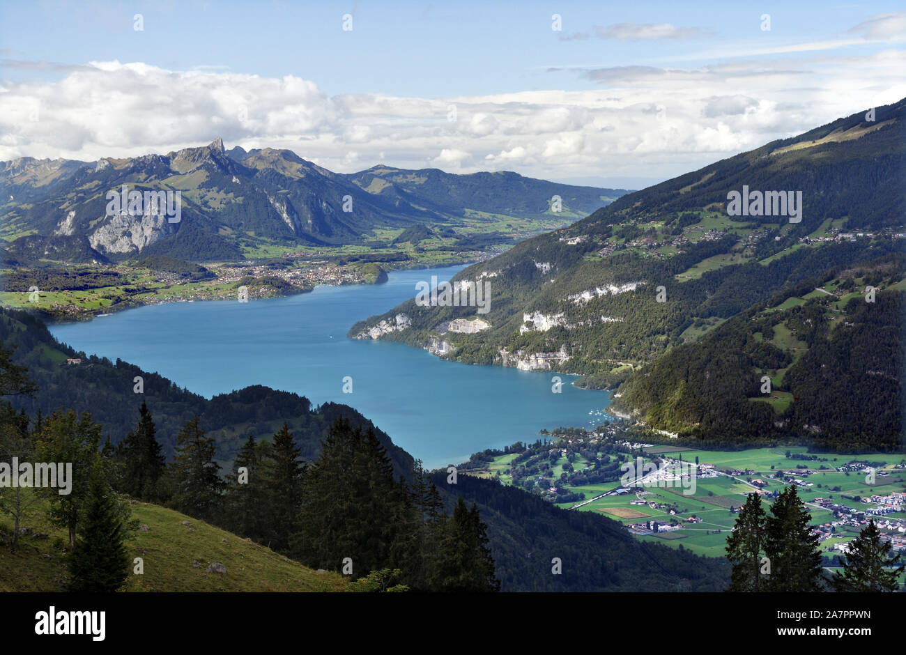 Vista desde la Schynige Platte railway;el lago Thun;Suiza Foto de stock