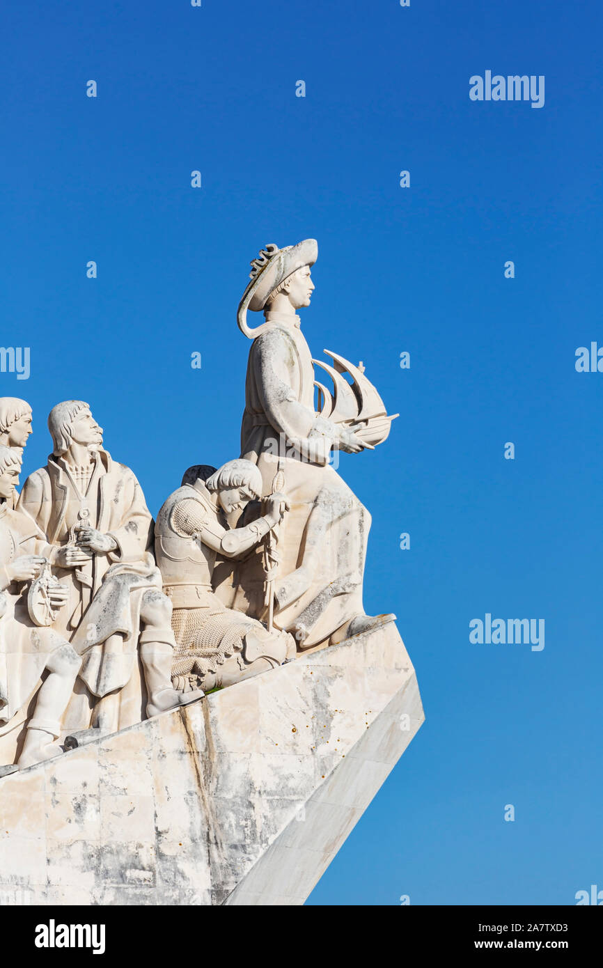 Lisboa, Portugal. Padrao dos Descobrimentos o el Monumento a los descubrimientos, que conmemora el 500 aniversario de la muerte del príncipe Enrique el Foto de stock