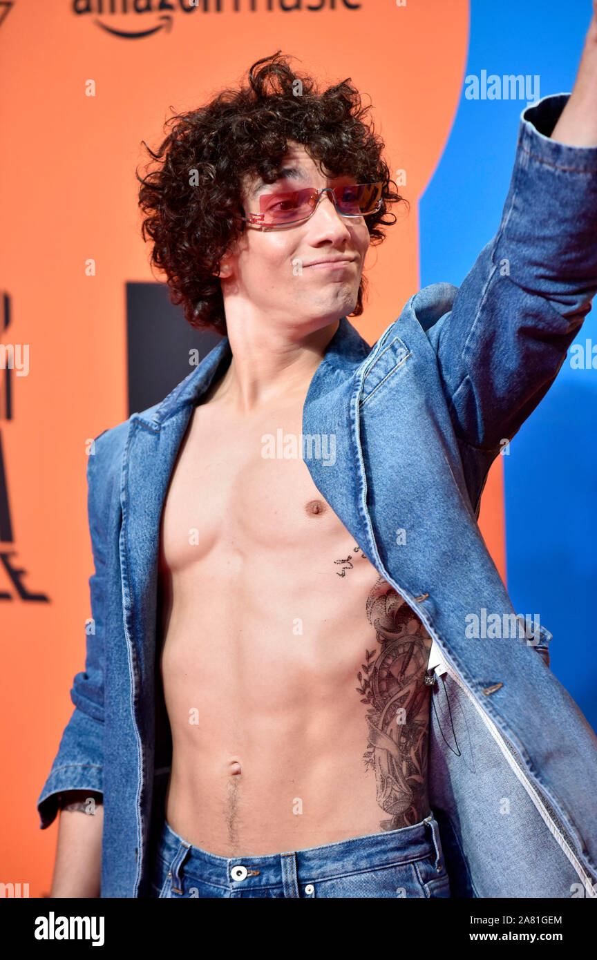 Jorge López Astorga asistiendo a los MTV EMAs 2019 en el Centro de  Conferencias y Exposiciones Fibes el 3 de noviembre de 2019 en Sevilla,  España Fotografía de stock - Alamy