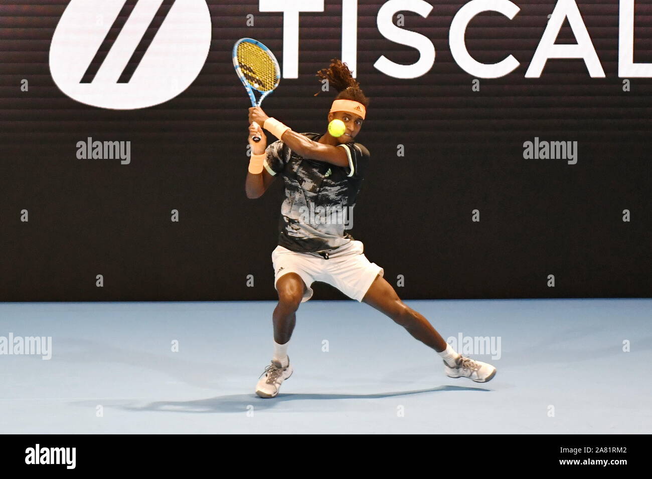 Milán, Italia, 05 Nov 2019, Mikael ymer durante la próxima generación finales ATP - Torneo ronda - Ugo Humbert vs Mikael Ymer - Tenis Internationals - Crédito: LPS/Alessio Tarpini/Alamy Live News Foto de stock