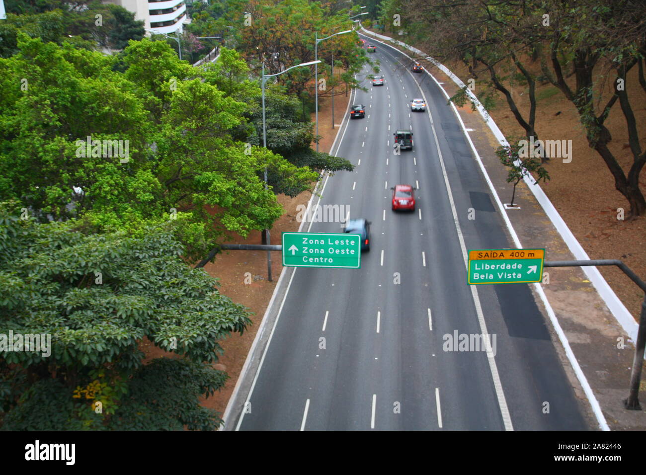 Autopista autopista Corredor Norte-Sul en Sao Paolo, Brasil Foto de stock