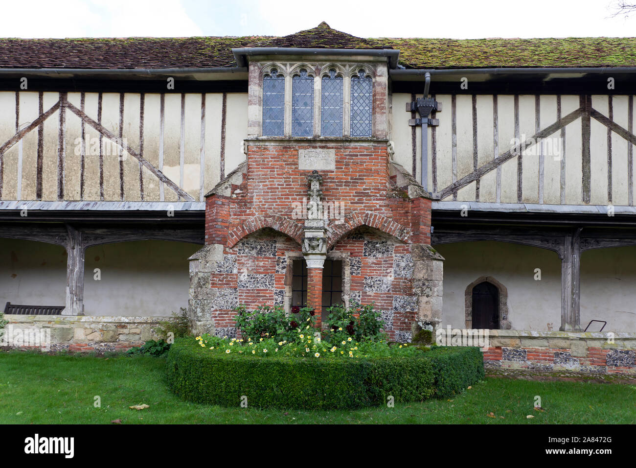 Vista cercana de la sección central de la medieval ambulatorios, en el Hospital de Santa Cruz, Winchester Foto de stock