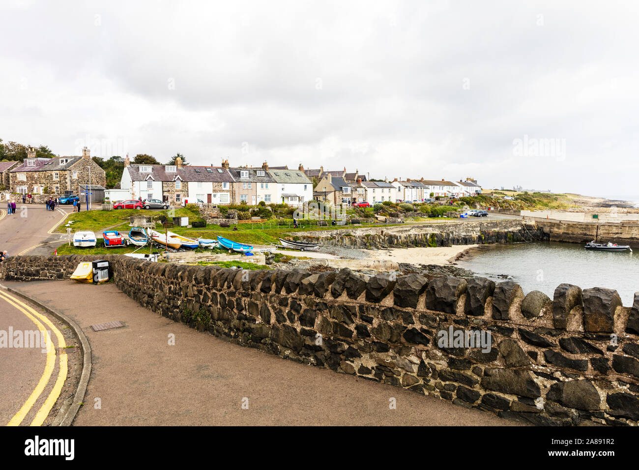 Craster Village, Northumberland uk inglaterra, Craster Northumberland, pueblo pesquero de la costa de Northumberland, Craster Craster Harbor, hogares, aldea Foto de stock