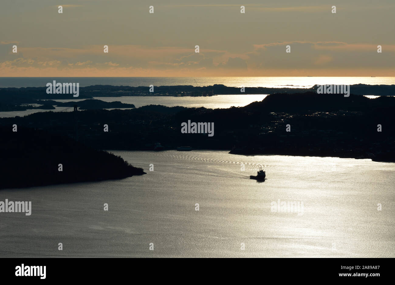 Los fiordos occidentales. Bergen, Noruega Foto de stock