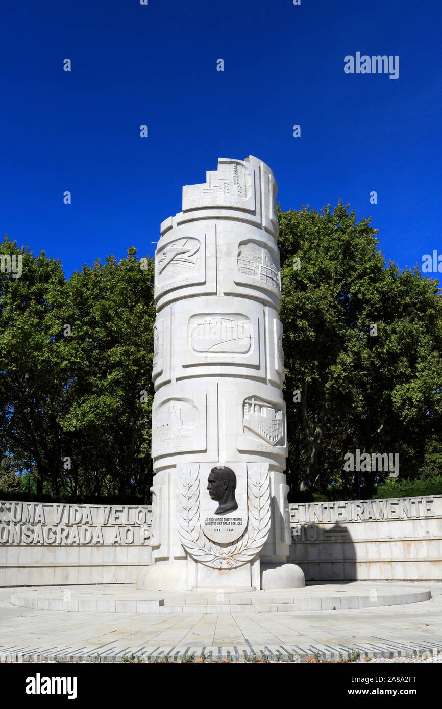 La Duarte Pacheco monumento en la ciudad de Loule, Algarve, Portugal, Europa Foto de stock