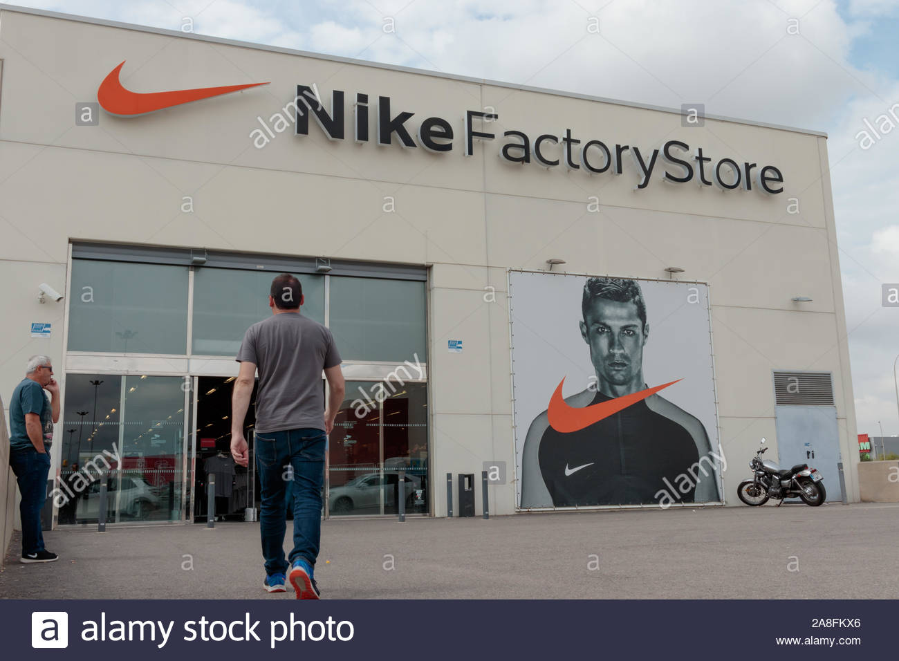 nike factory store 8 de octubre