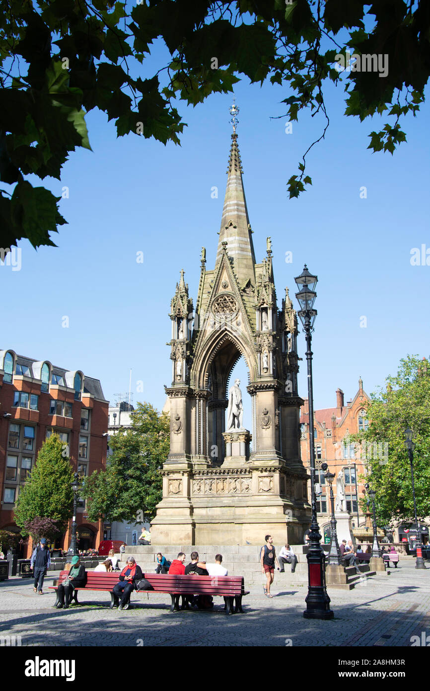 El Albert Memorial, Albert Square, Manchester, Greater Manchester, Inglaterra, Reino Unido Foto de stock