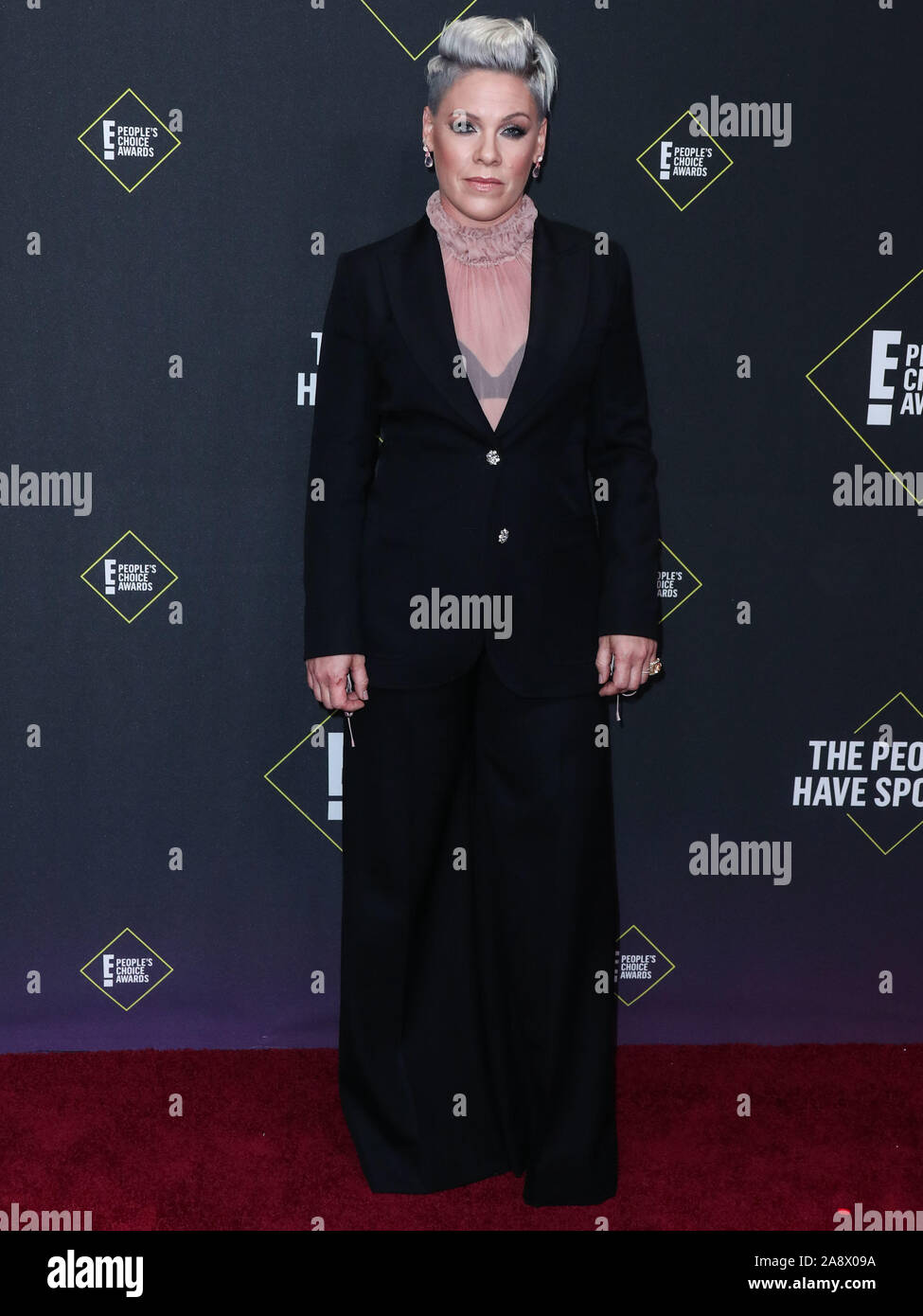 Armani vestidos 2019 sale