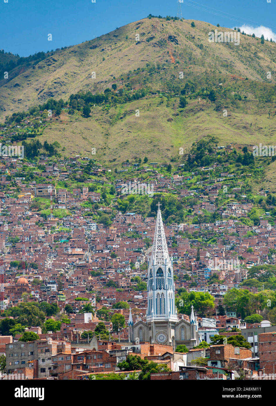 Barrio Manrique 3) y la iglesia del Señor de las Misericordias