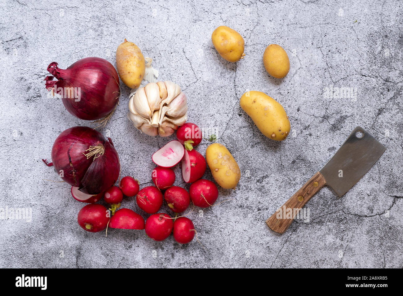 Picadora de cebolla fotografías e imágenes de alta resolución - Alamy