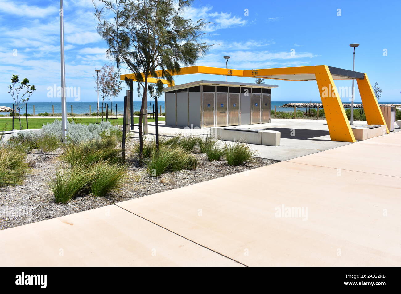 Baño Zona de descanso en la playa Midalia Geraldton Foto de stock