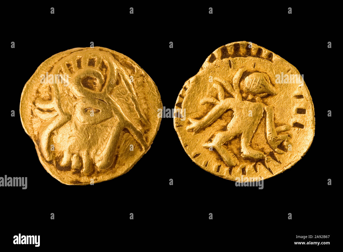 Goldene Muenze der Kelten Kopf, Athena, 100-70 vor der Christus, Foto de stock