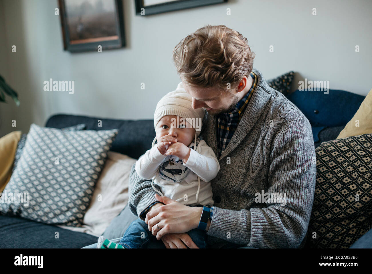 El padre con el bebé Foto de stock