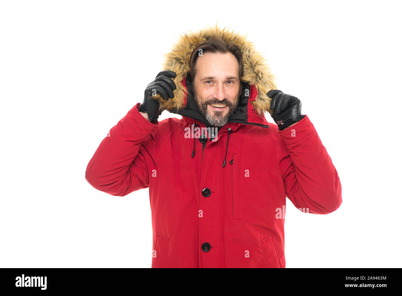 Hombre caucásico en invierno frío usar chaqueta hombre en invierno frío al  aire libre hombre elegante frío