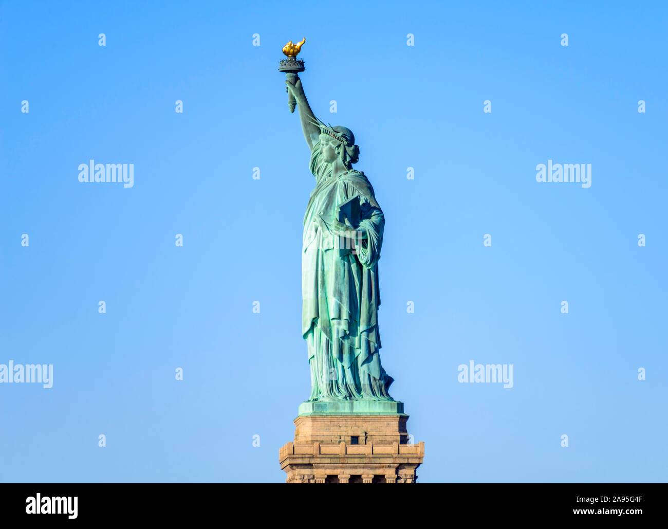 Estatua de la Libertad, el Monumento Nacional de la Estatua de la libertad, la Isla de la libertad, de la ciudad de Nueva York, Nueva York, EE.UU. Foto de stock