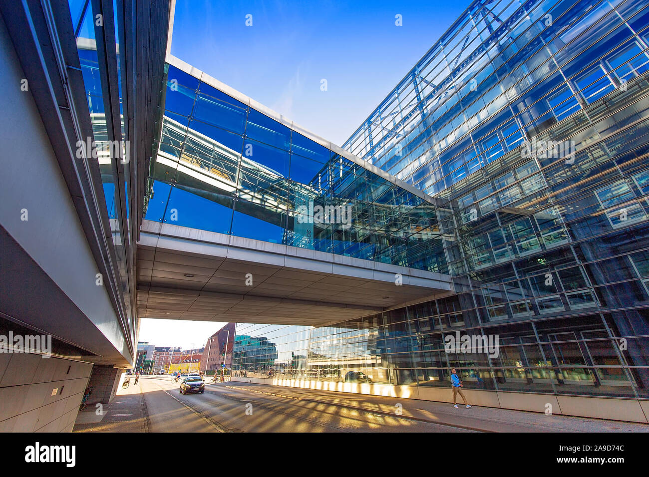 Copenhague, Dinamarca, del 2 de agosto, 2019: la Royal Library, la biblioteca nacional de Dinamarca y la biblioteca universitaria de la Universidad de Copenhague, una de las t Foto de stock