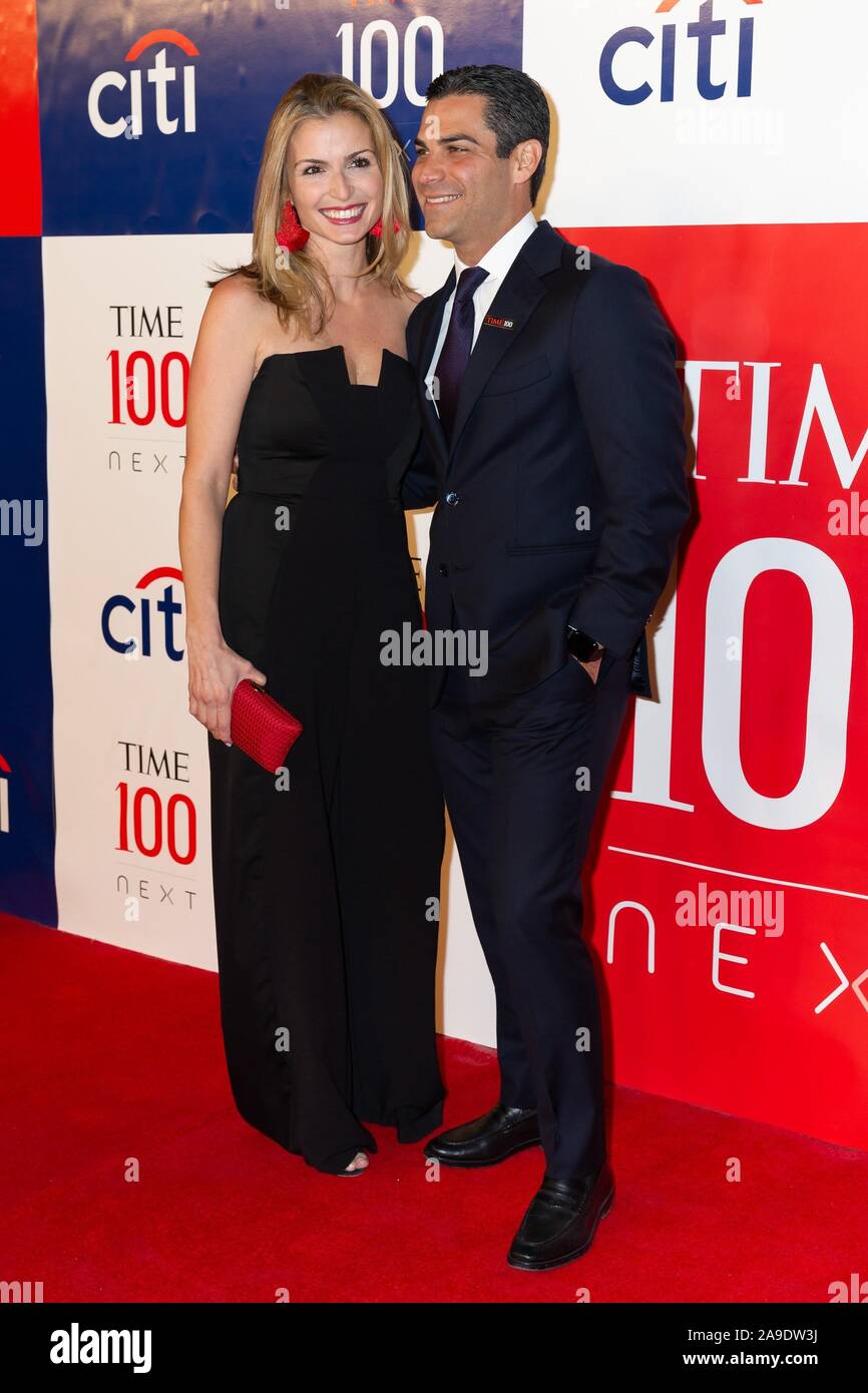 Gloria fonts suarez Fotos e Imágenes de stock - Alamy