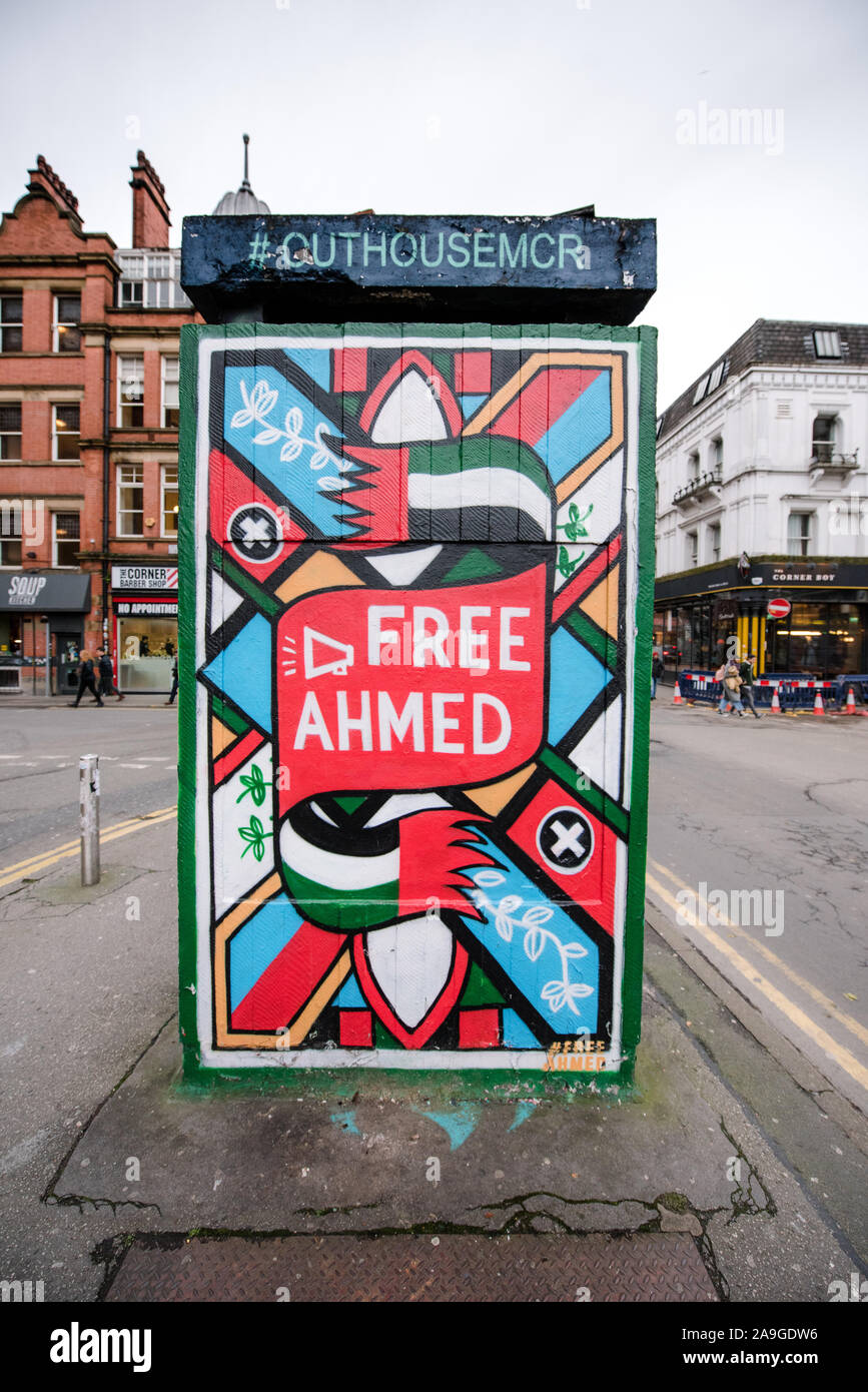 Calle Libre Ahmed Art. Outhouse.. Plaza Stevenson. Barrio Norte. Manchester. Foto de stock