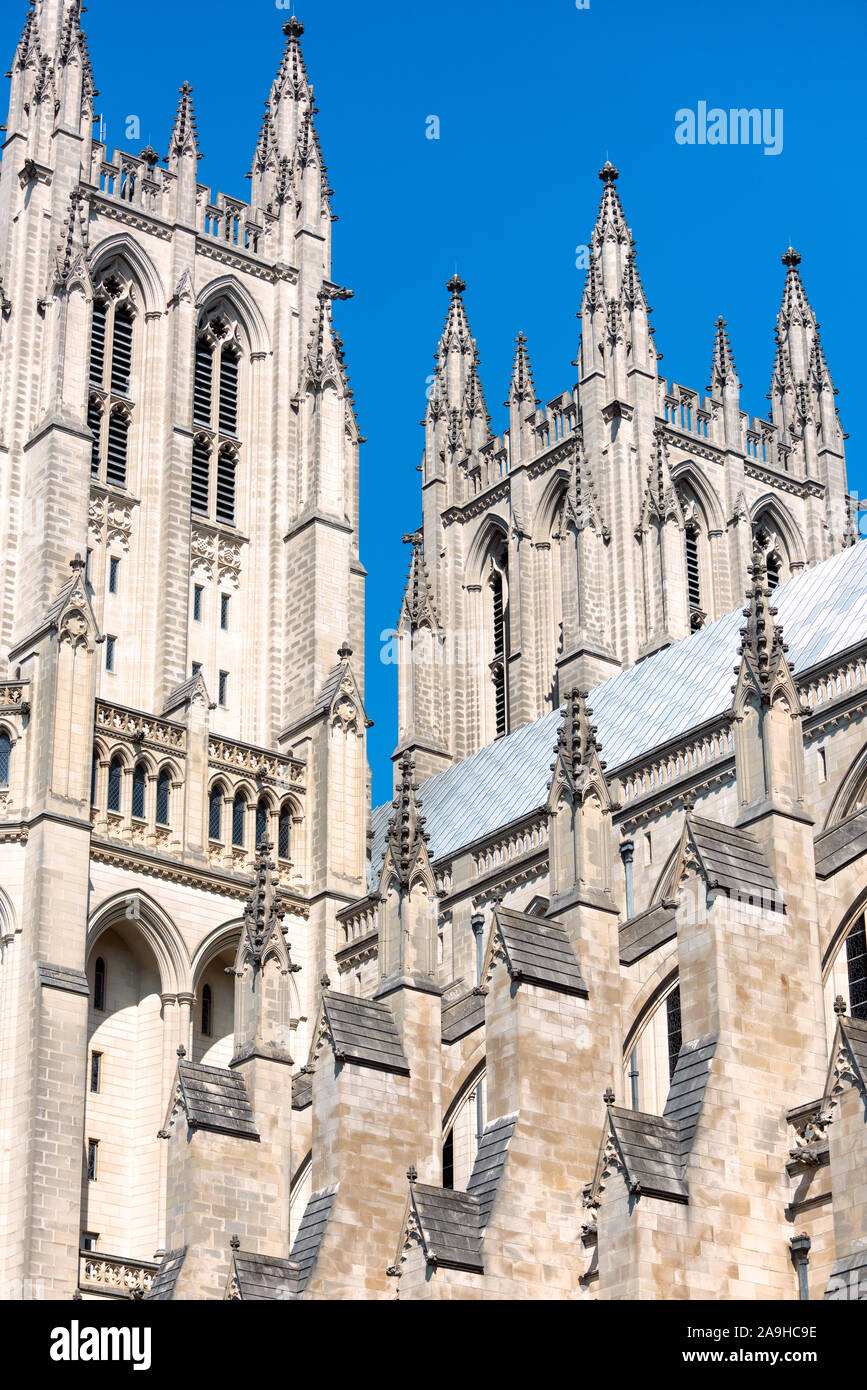 WASHINGTON, DC - la Catedral Nacional de Washington es una iglesia Episcopal ubicada en Washington DC y es el sitio de muchos de los servicios prominentes de la iglesia y el recuerdo WASHINGTON, DC - la Catedral Nacional de Washington es una iglesia Episcopal ubicada en Washington DC y es el sitio de muchos de los servicios prominentes de la iglesia y el recuerdo