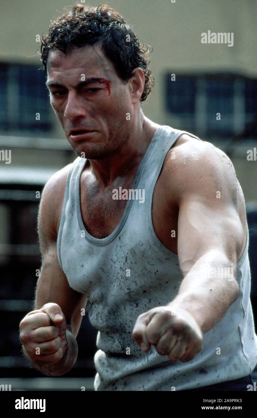 JEAN CLAUDE Van Damme en el infierno (2003), dirigida por RINGO LAM. Copyright sólo para uso