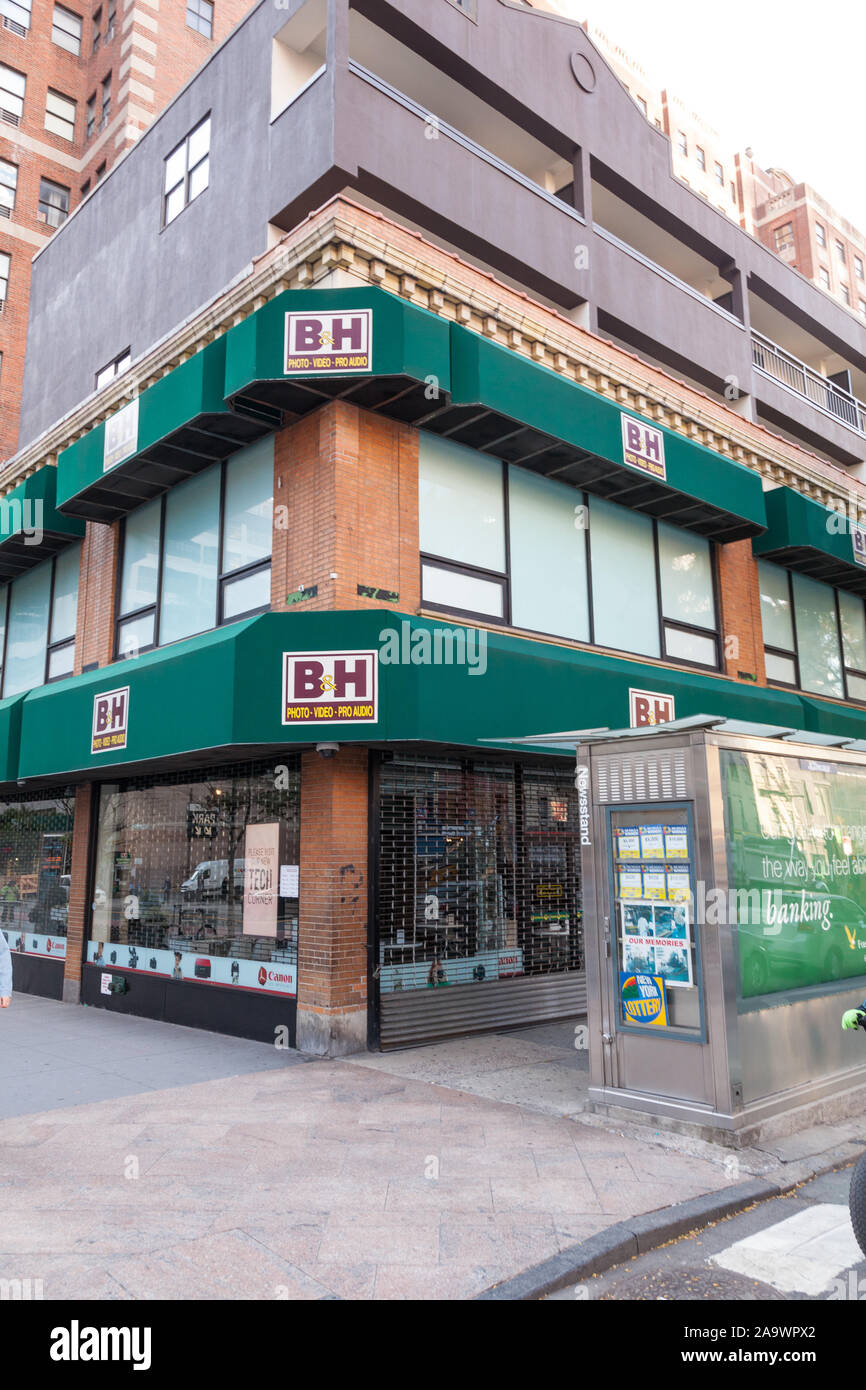 B&H tienda fotográfica, W 33rd Street, New York City, Estados Unidos de  América Fotografía de stock - Alamy