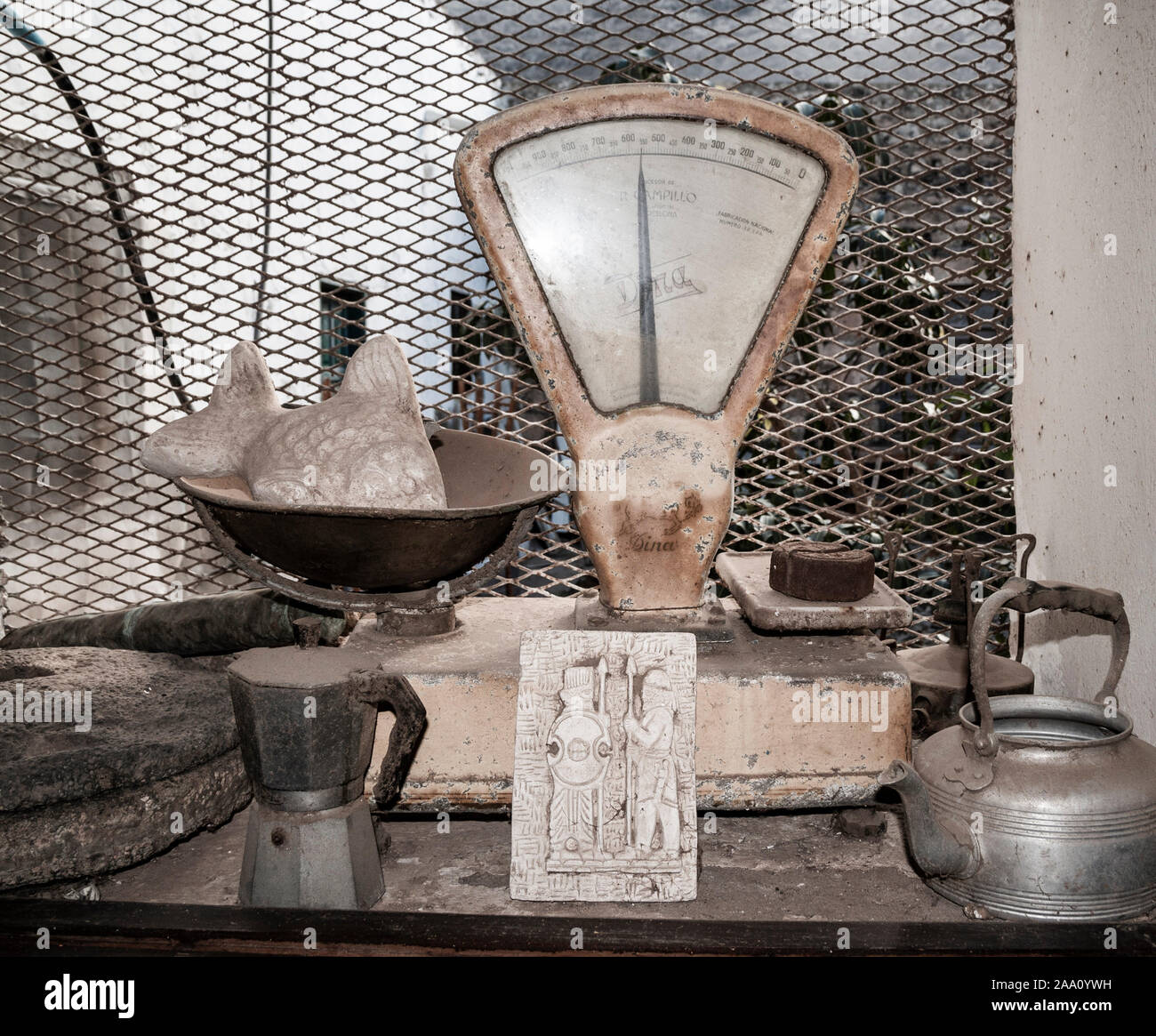 Casa abandonada en españa fotografías e imágenes de alta resolución - Alamy
