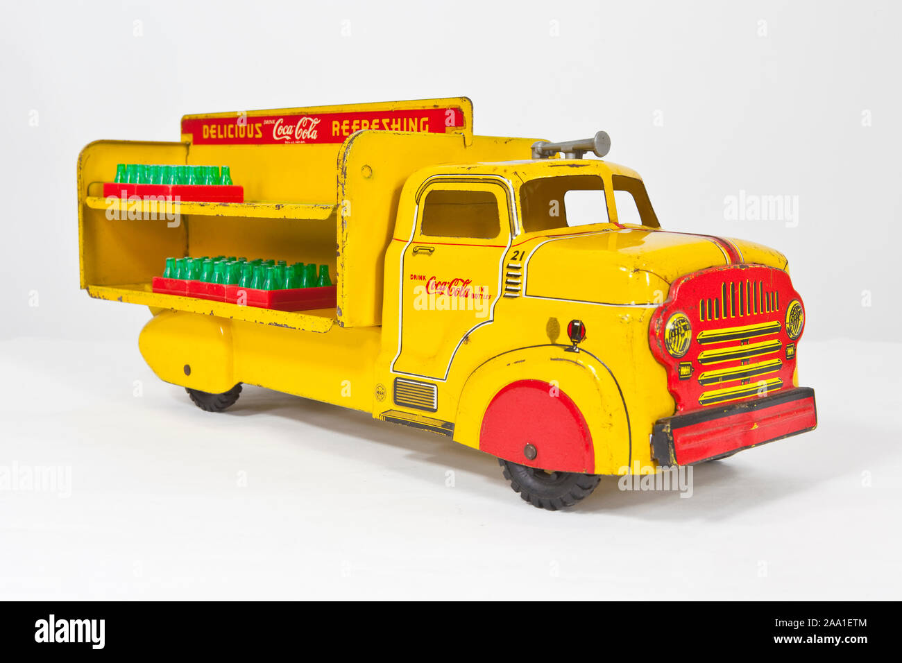 Coca cola delivery truck usa fotografías e imágenes de alta resolución -  Alamy