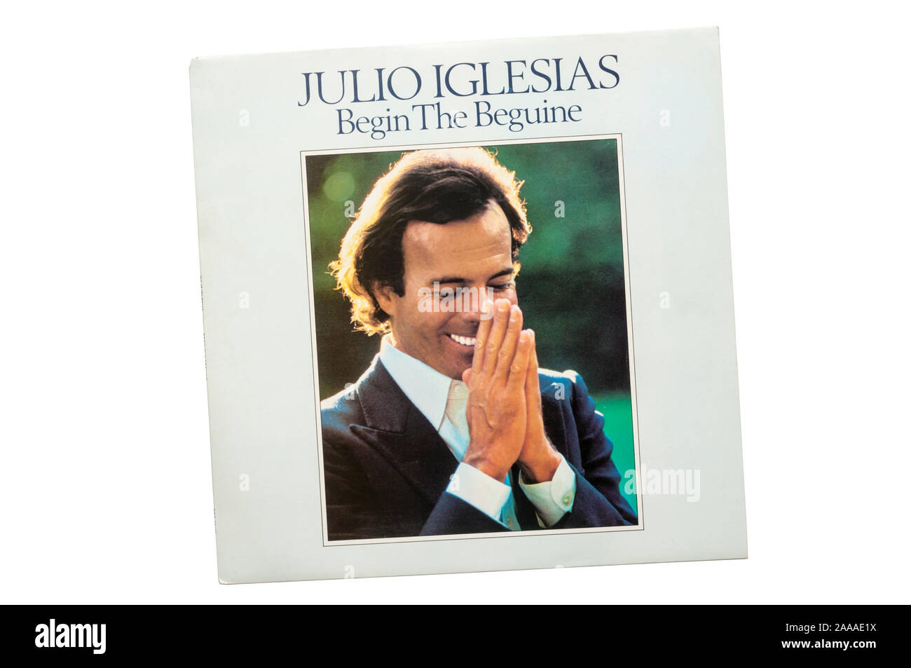 Comenzar la beguina por el cantante español Julio Iglesias fue lanzado en 1981. Foto de stock