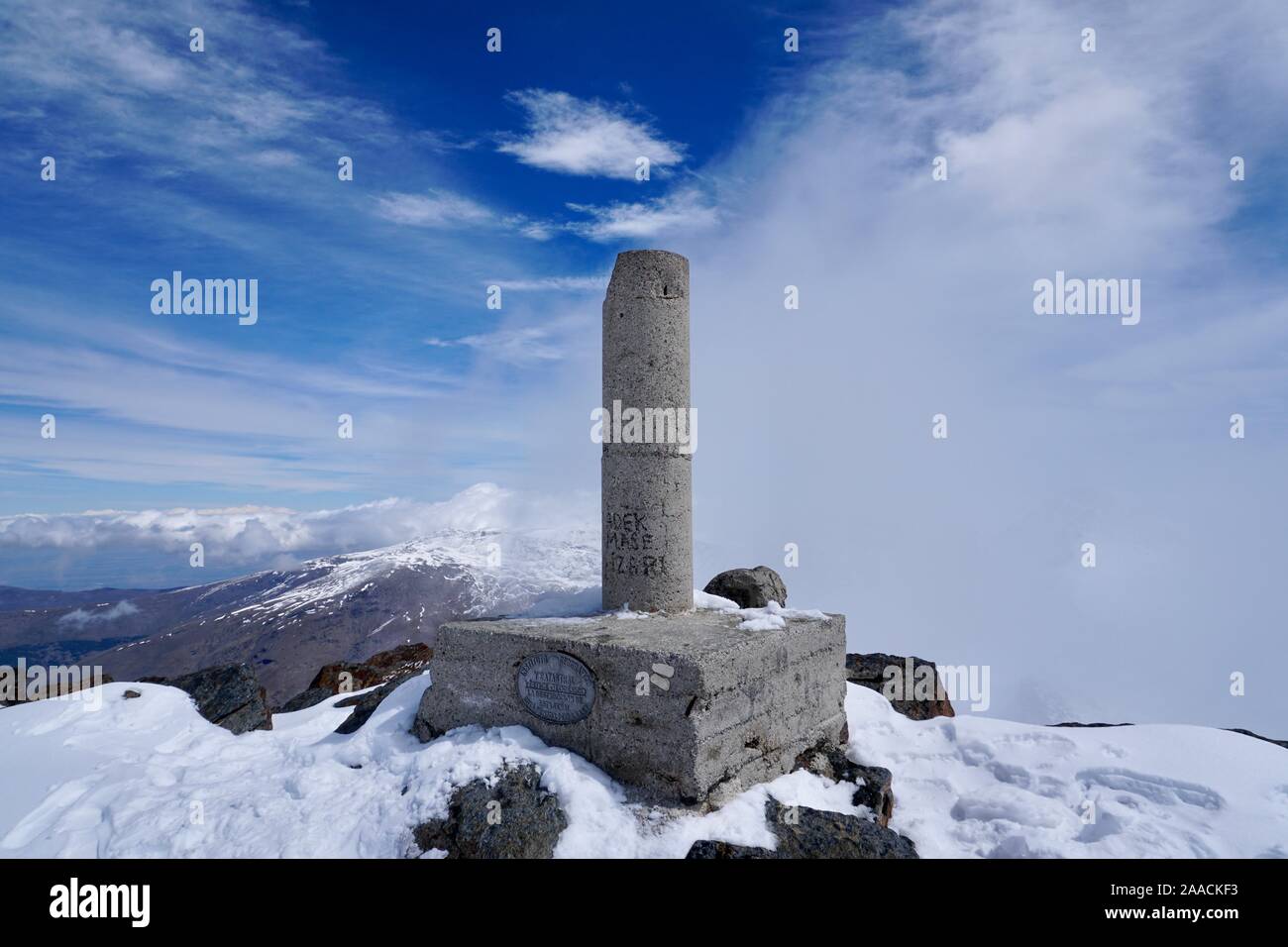 Cumbre del Pico Veleta, Sierra Nevada, España Fotografía de stock - Alamy