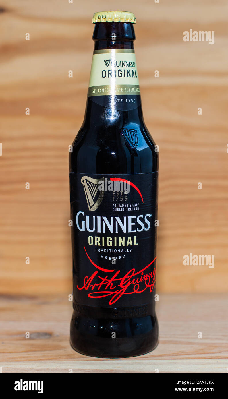 Guinness Original Cerveza Ale Negra Irlandesa Pack Botellas, 24 x