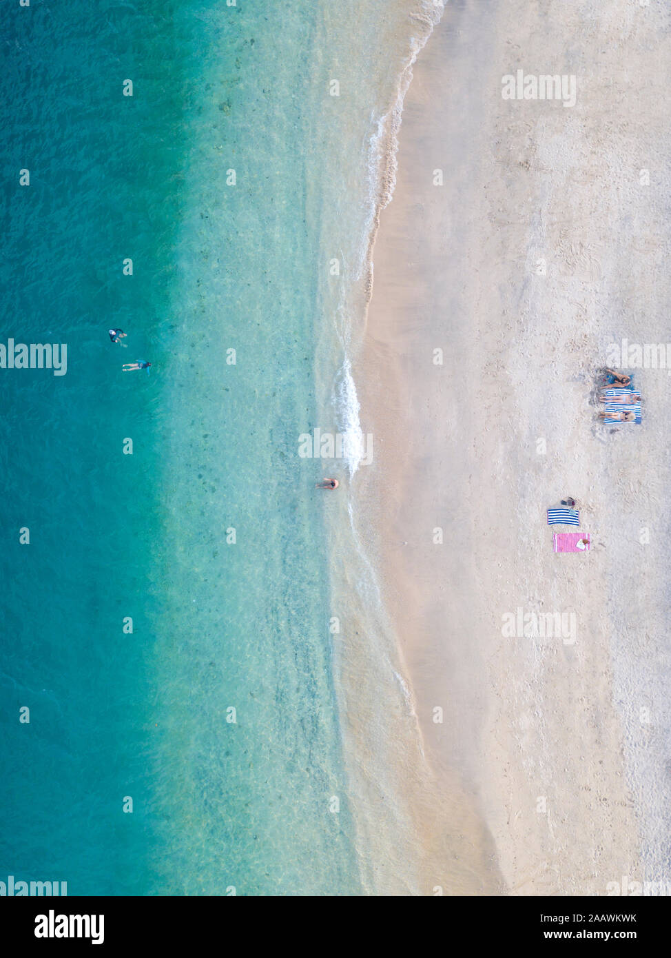Vista aérea de la playa en Isla Gili-Air, Bali, Indonesia Foto de stock