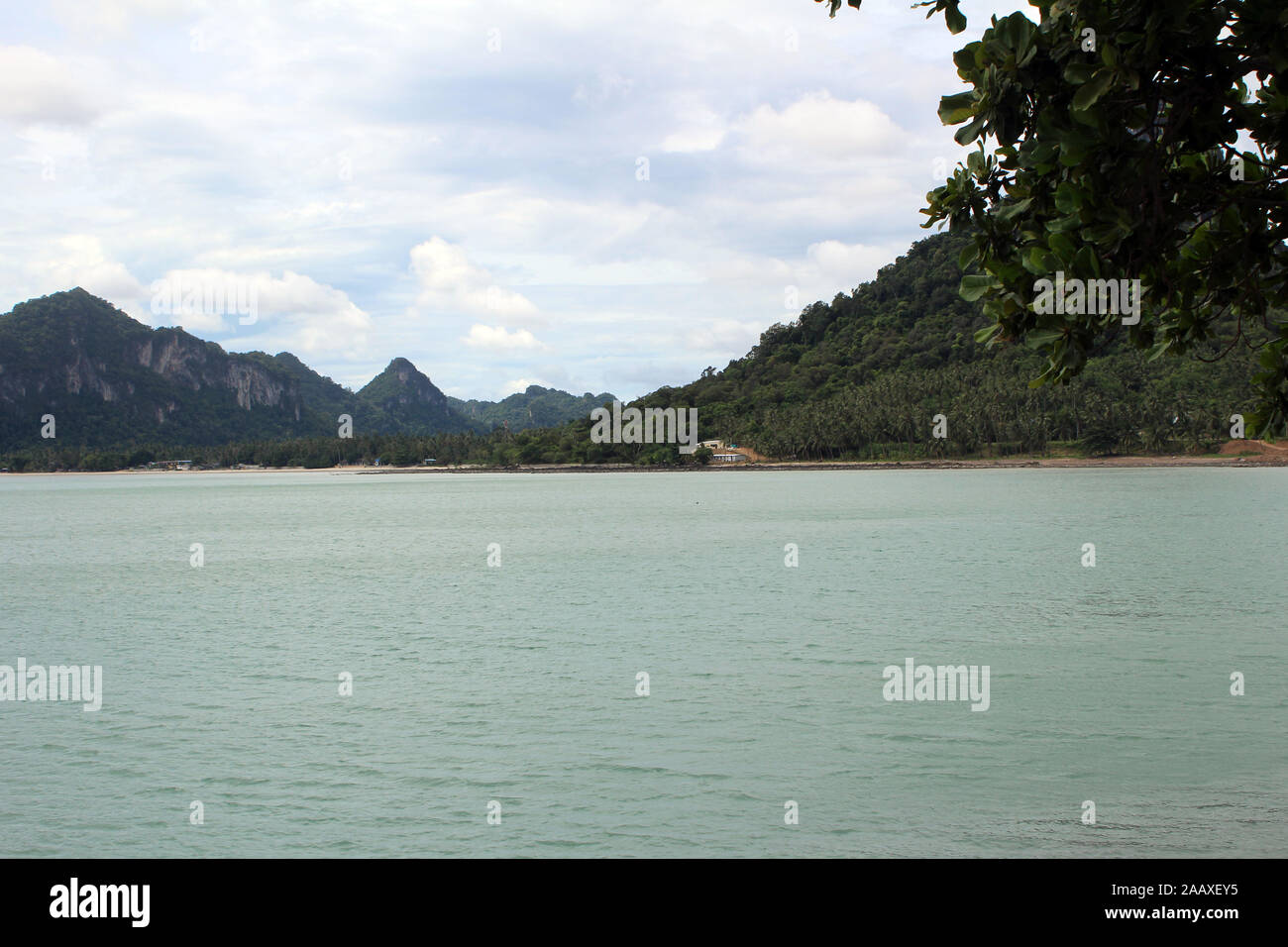 El puerto de Surat Thani Tailandia Foto de stock