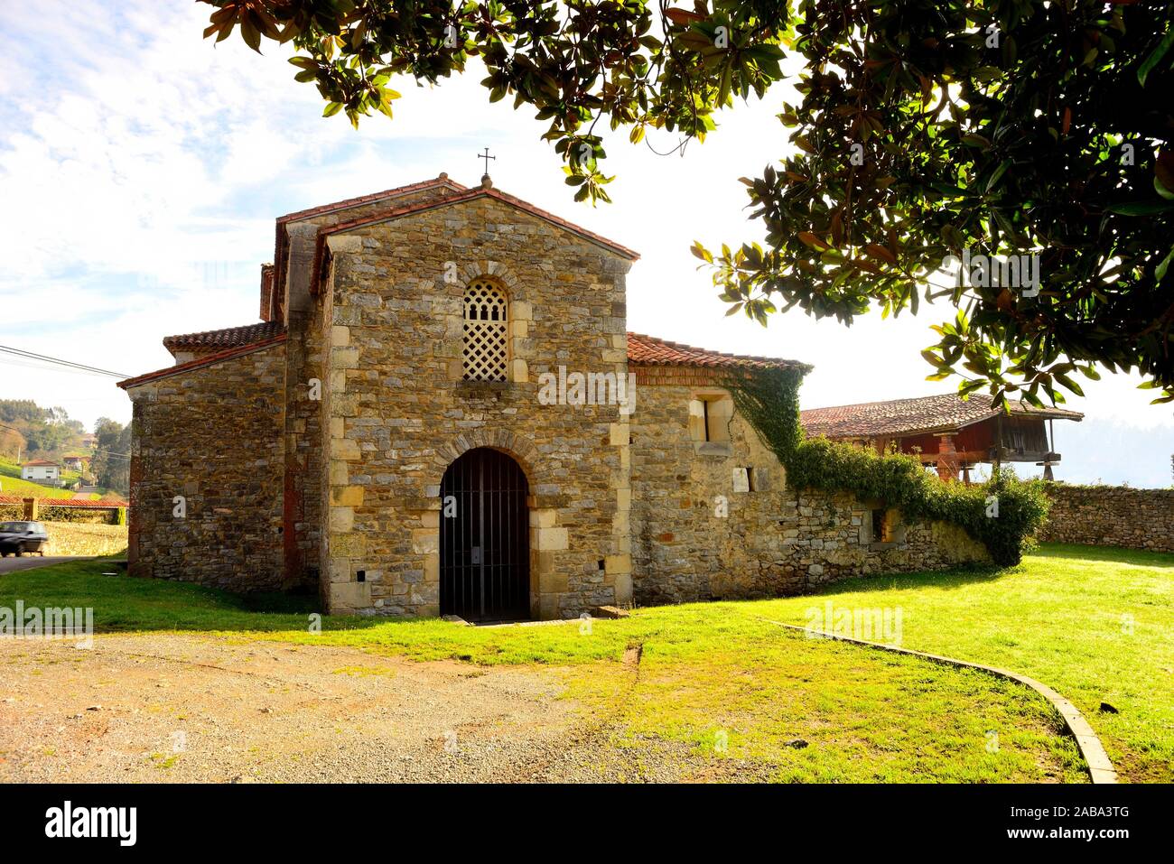 Foto de Iglesia de San Juan en Pesoz, Asturias