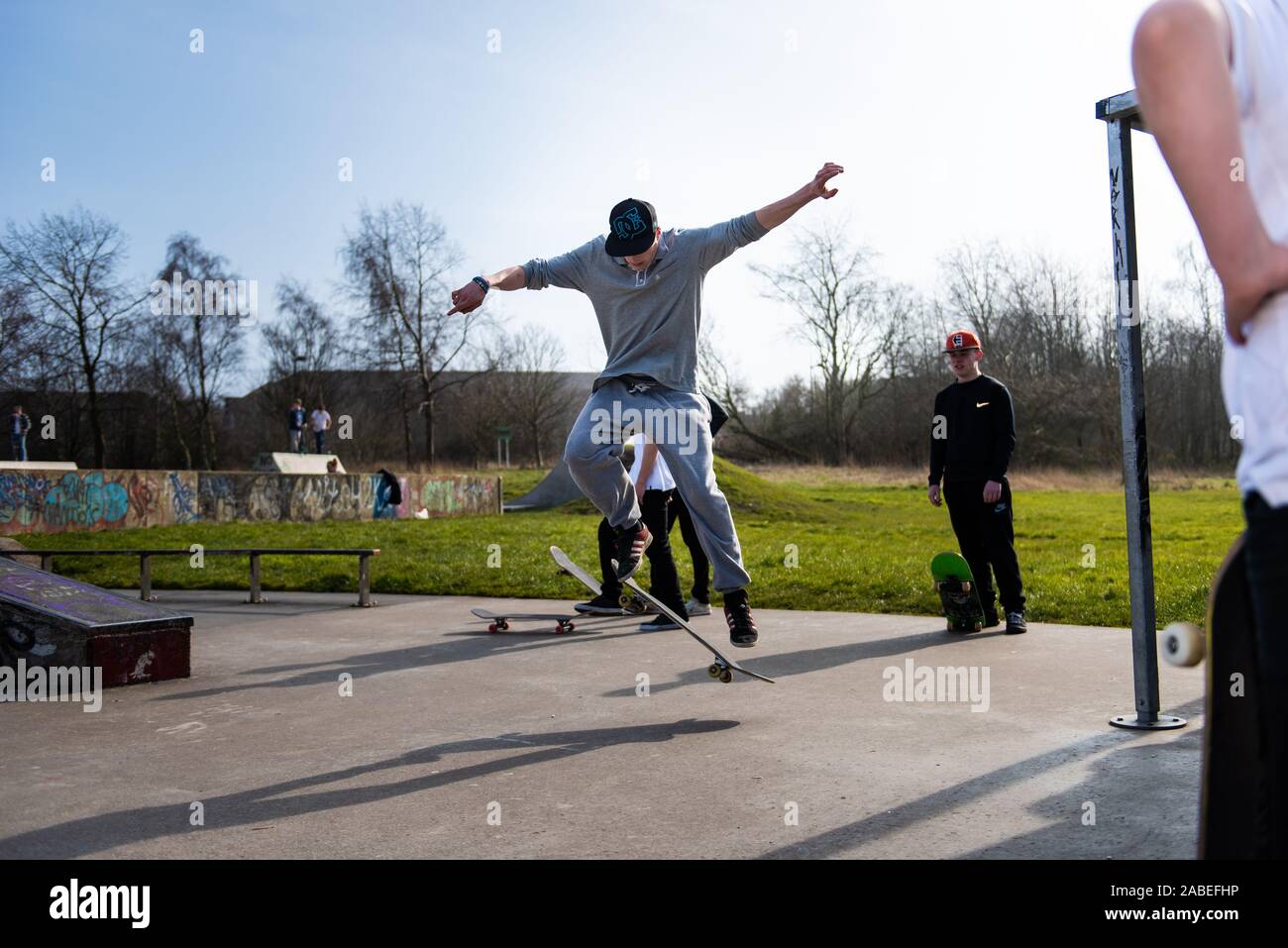 Plaza de la libertad skater fotografías e imágenes de alta resolución