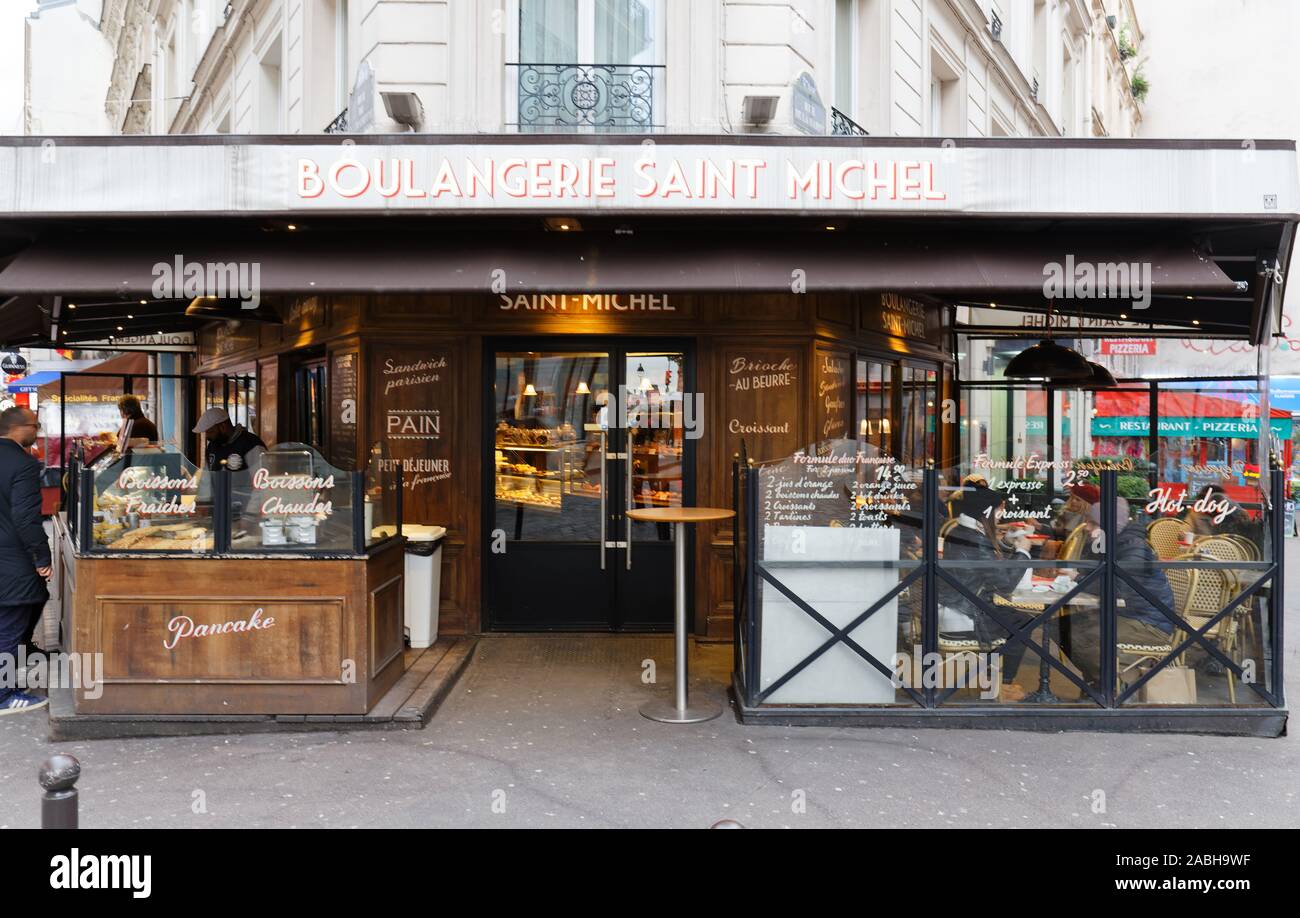 La panadería tradicional Francesa Saint Michel situado en el barrio
